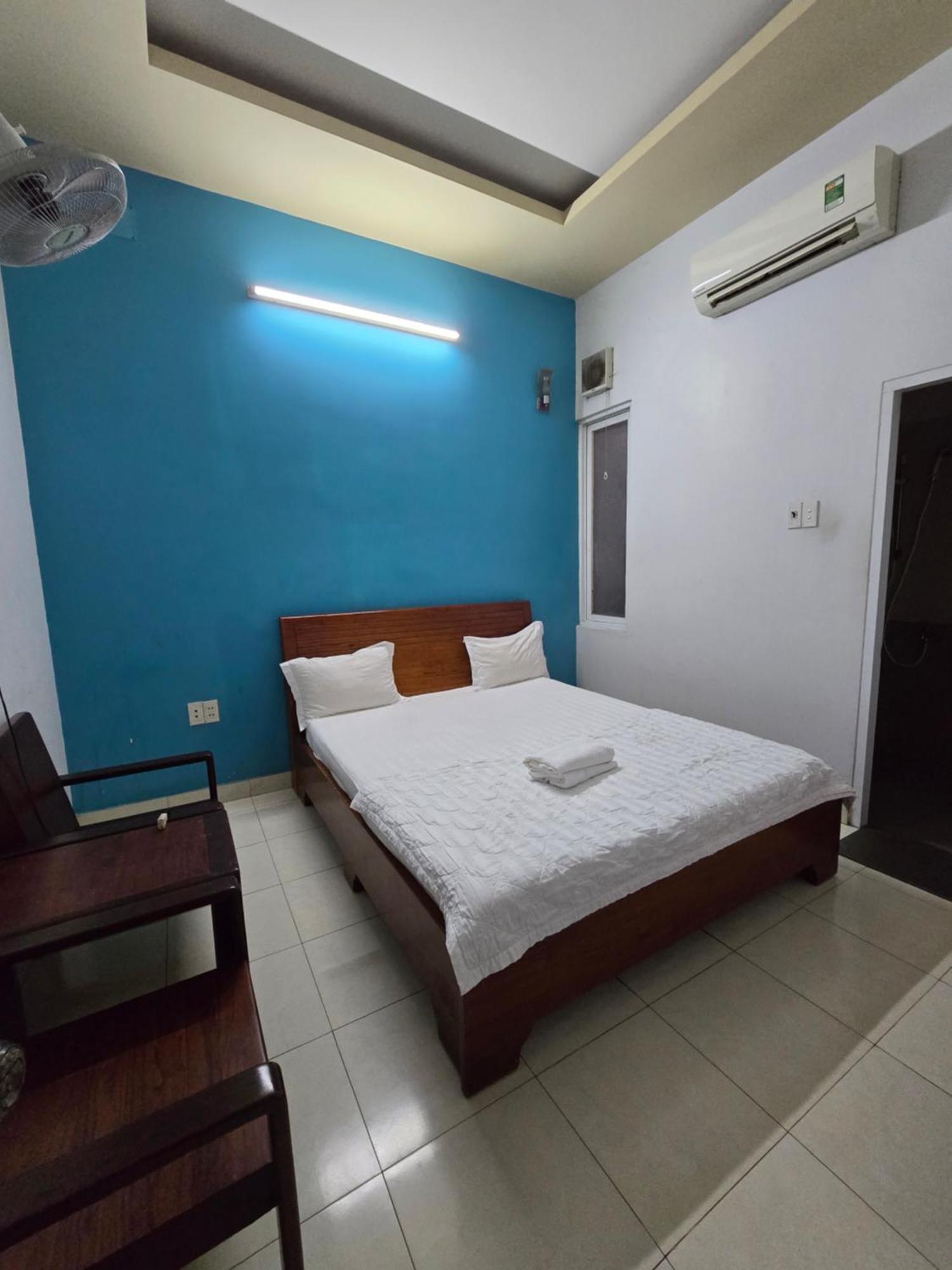 Motel Ha Long Long Binh Екстер'єр фото